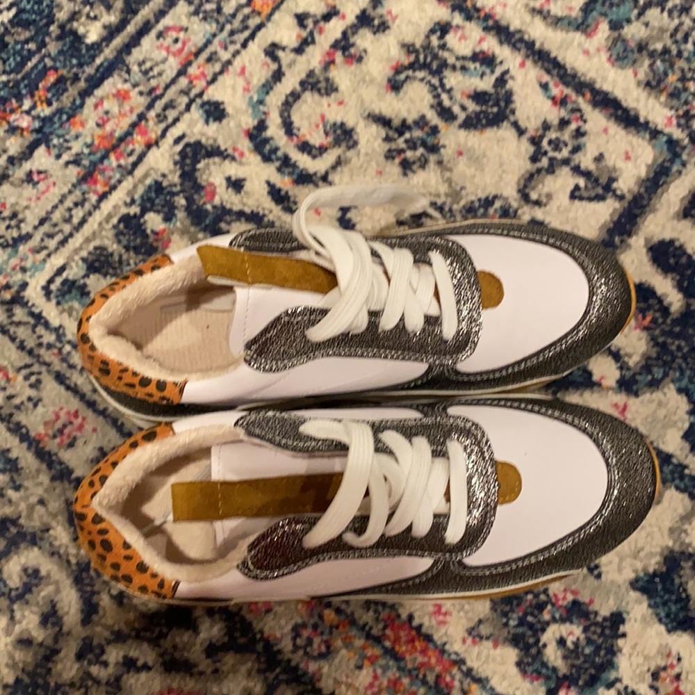 Fashion Sneakers Boutique View 4